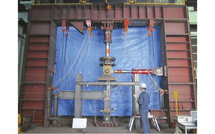実験および解析によりダイアフラムの最適形状を決定